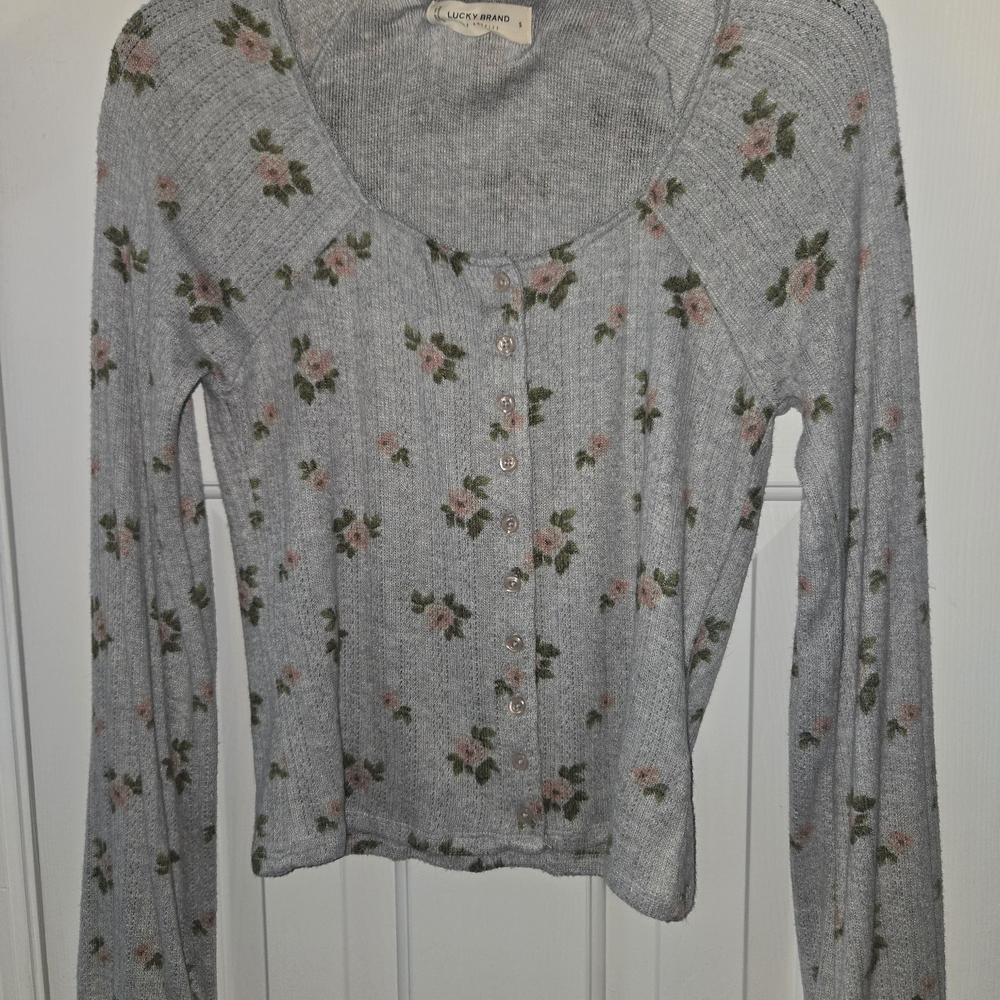 Lucky Brand Gray Floral Long Sleeve Tee